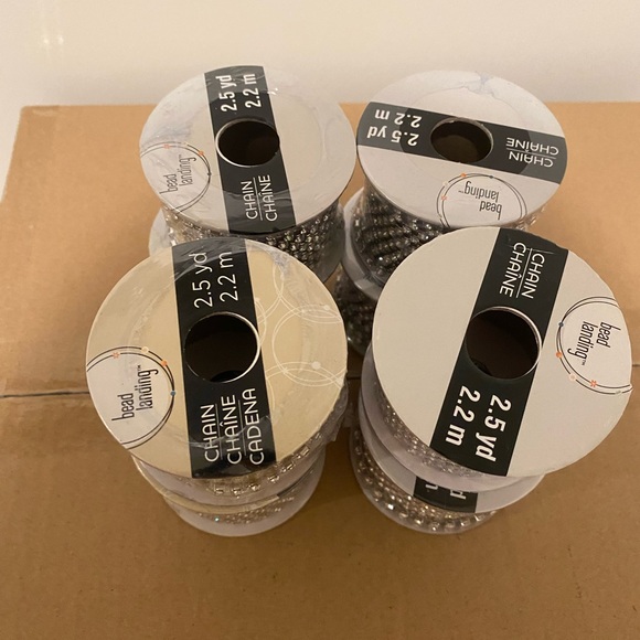 Nwt 8 Silver Rhinestone Ribbon Spools - Picture 2 of 3